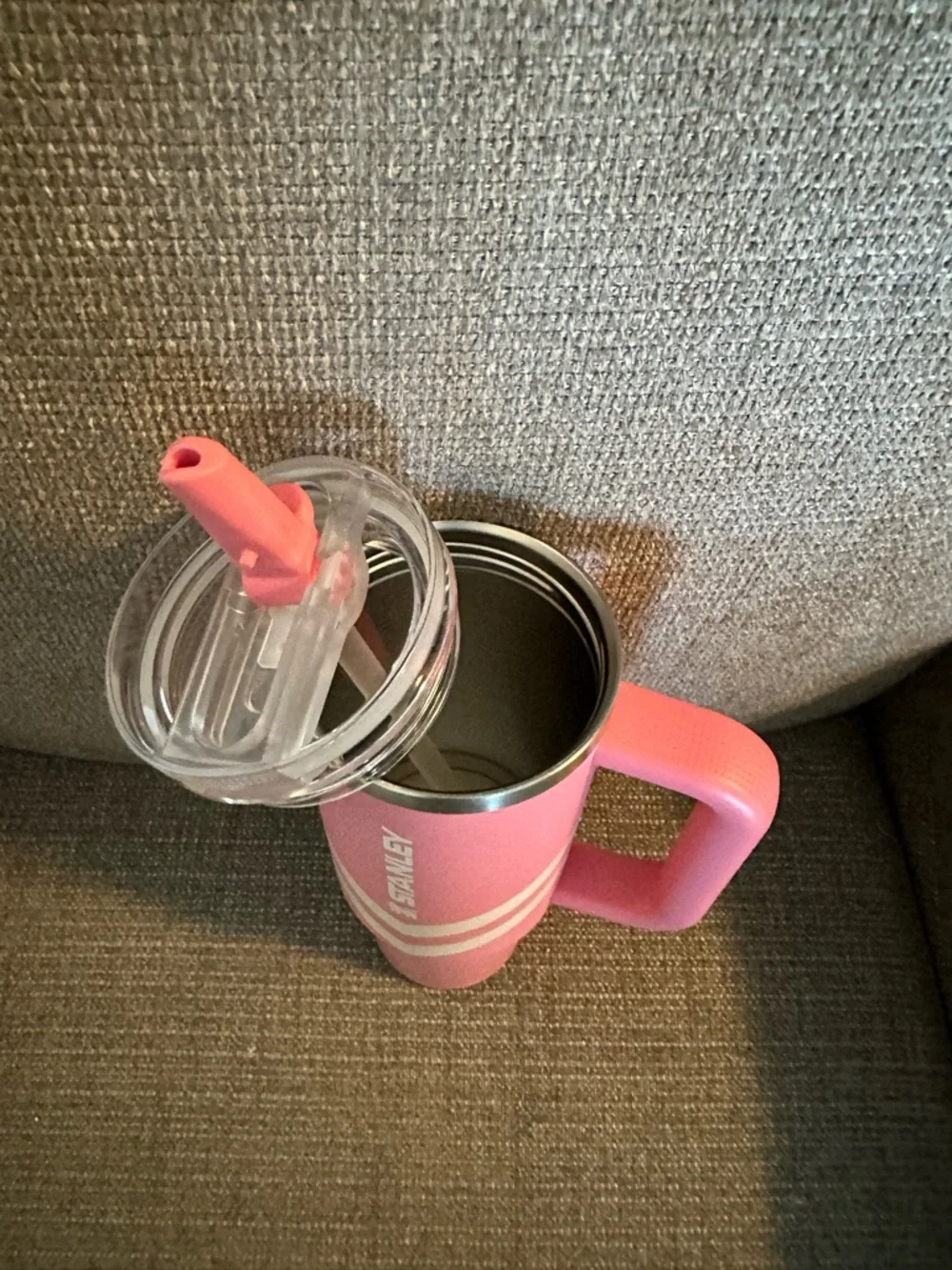 Stanley Pink Travel Tumbler with Handle and Chevron Stripes - Picture 4 of 6